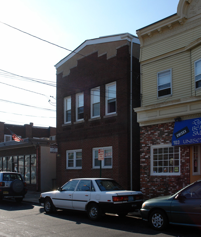 101 Jewell St in Garfield, NJ - Foto de edificio - Building Photo