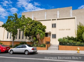933 Grattan St, Unit 107 in Los Angeles, CA - Building Photo