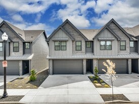 6931 NE 132nd Way in Vancouver, WA - Building Photo