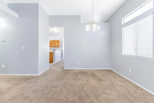 752 Cam La Paz in Henderson, NV - Building Photo - Building Photo