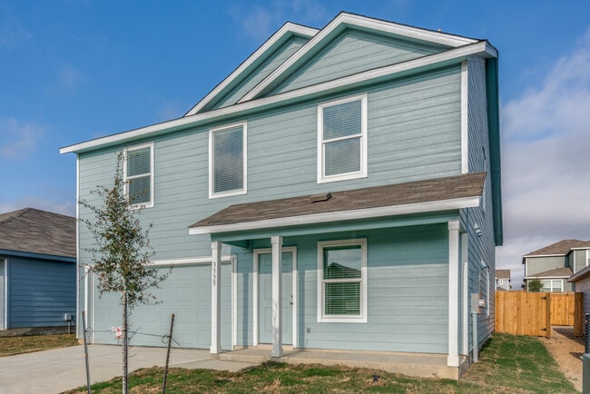 3335 Gingham Pt in Converse, TX - Building Photo - Building Photo