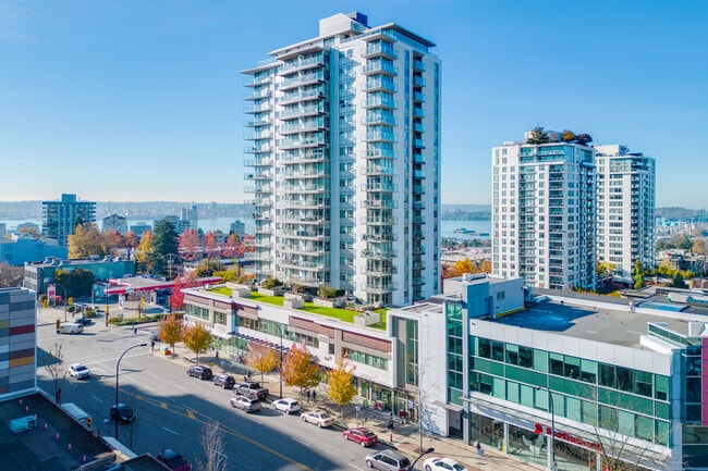 The Lonsdale in North Vancouver, BC - Building Photo - Building Photo