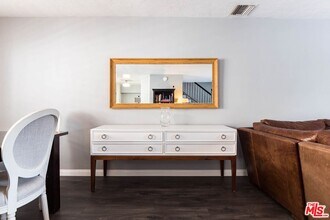 12119 Rochester Ave in Los Angeles, CA - Building Photo - Building Photo