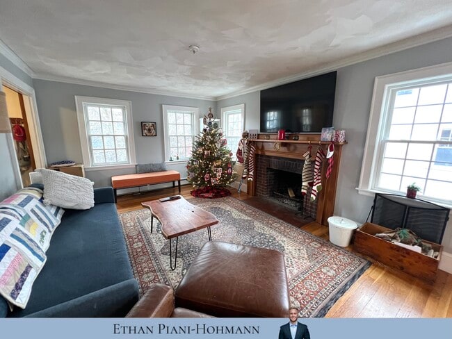 39 Highland Ave, Unit 2
