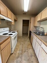 8020-8022 Marydean Ave in Fort Worth, TX - Foto de edificio - Building Photo