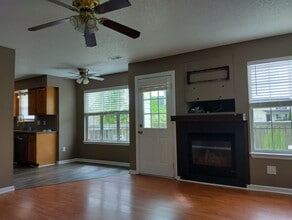 811 Rilee Dr in Suffolk, VA - Foto de edificio - Building Photo