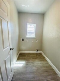 506 Robinson St - 18