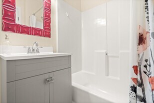 12 West St in Asheville, NC - Building Photo