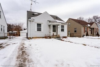 3354 Monroe St in Dearborn, MI - Building Photo - Building Photo