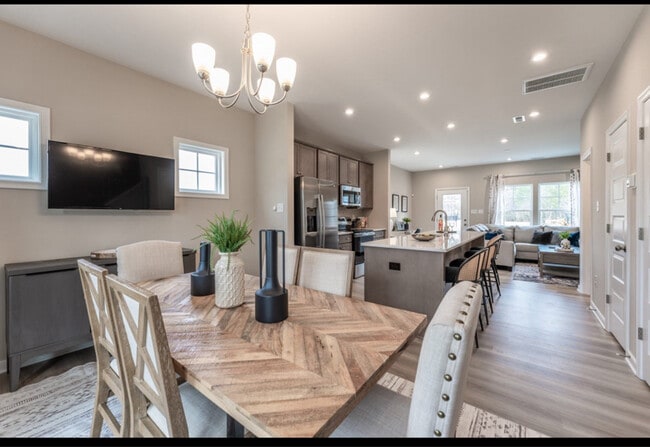 235 Greenpark Rd in Sandston, VA - Building Photo - Building Photo