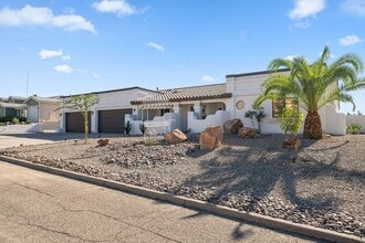 2420 Demaret Dr in Lake Havasu City, AZ - Building Photo - Building Photo
