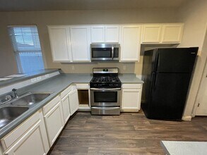 918 Sable Chase Pl in Henderson, NV - Building Photo - Building Photo