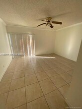8560 N Sherman Cir in Miramar, FL - Building Photo - Building Photo