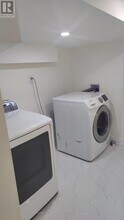 35 Decoroso Dr in Vaughan, ON - Building Photo - Building Photo