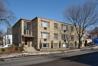 424 W 24th St in Minneapolis, MN - Building Photo - Building Photo