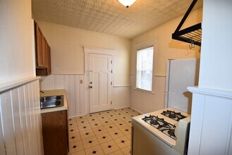 680 Bloomfield Ave, Unit First Floor in Bloomfield, NJ - Building Photo - Building Photo