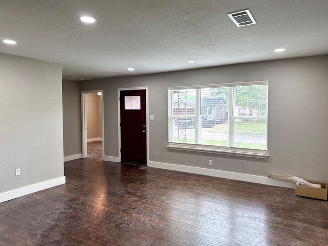 property at 55161 W 3rd St