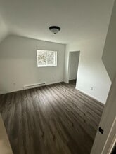 1359 Oakes St in Marinette, WI - Building Photo - Building Photo