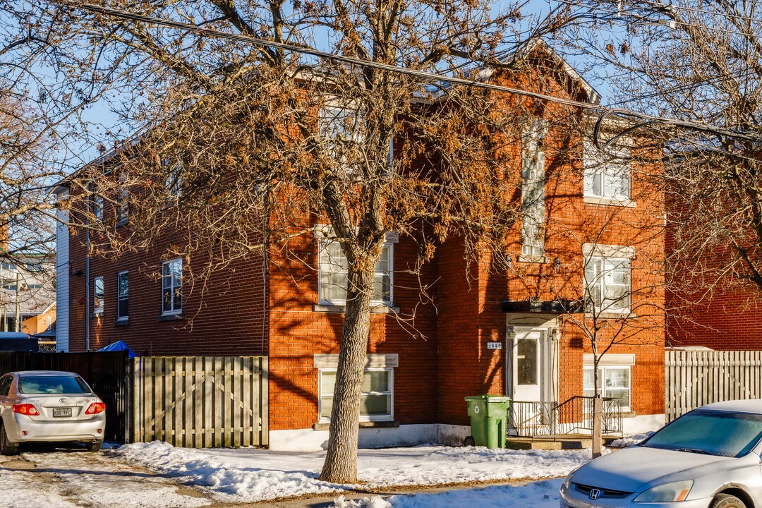 3440 West Broadway St in Montréal, QC - Building Photo