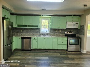 959 Whitfield Rd in Hogansville, GA - Building Photo - Building Photo