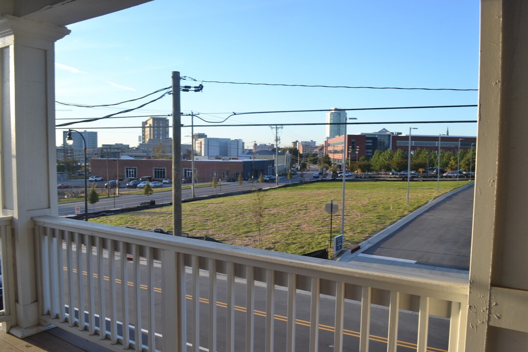 217 Hood St in Durham, NC - Building Photo
