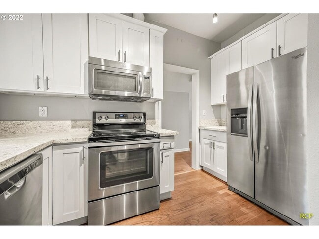 property at 2069 SW Park Ave