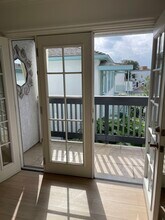 1431 Stanford St, Unit 6 in Santa Monica, CA - Foto de edificio - Building Photo