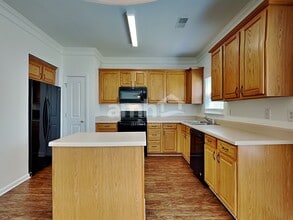 130 Nevis Ln in Mooresville, NC - Building Photo - Building Photo