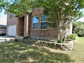 2915 Lonesome Trail in Denton, TX - Building Photo - Building Photo