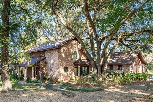 3903 Dunleer Ct in Tallahassee, FL - Building Photo - Building Photo