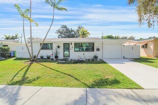 9428 SW 51st Ct in Cooper City, FL - Building Photo