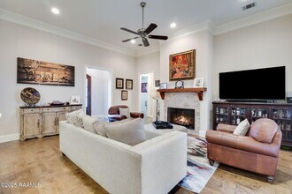 215 Capstone Crossing in Lafayette, LA - Building Photo - Building Photo