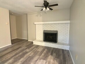 40-42 E Fir St in New London, OH - Building Photo - Building Photo