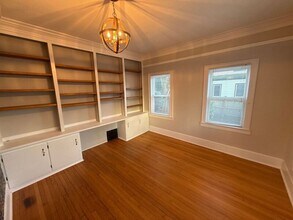 1615 D St NE in Salem, OR - Building Photo - Building Photo