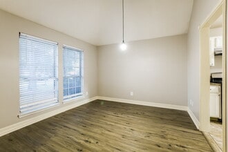 18626 Droitwich Dr in Humble, TX - Foto de edificio - Building Photo