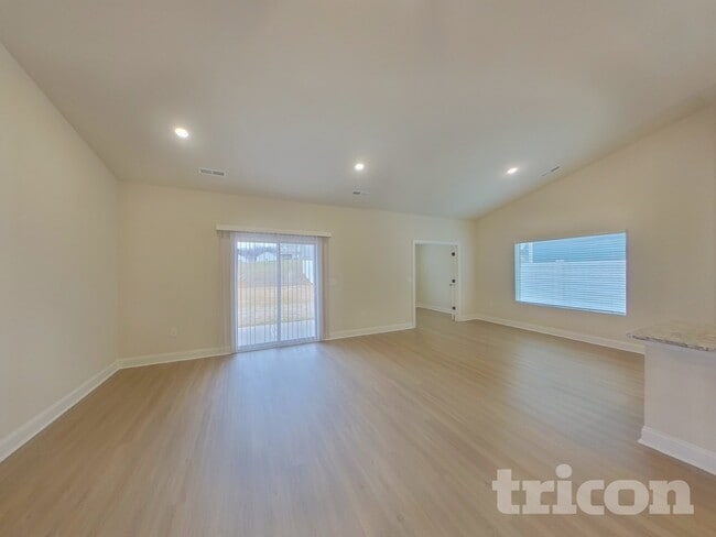 7206 Jerimoth Dr in Charlotte, NC - Foto de edificio - Building Photo