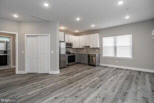 616 Union St in Philadelphia, PA - Building Photo