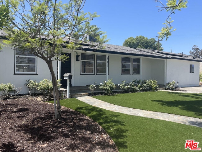 property at 6251 Alcove Ave