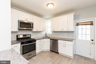 1510 S Dover St in Philadelphia, PA - Building Photo - Building Photo