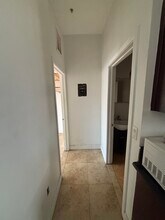 2425 Hunter St, Unit 2425 in Los Angeles, CA - Building Photo - Building Photo