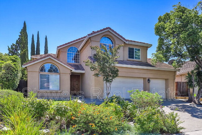 2041 Crater Peak Way in Antioch, CA - Building Photo - Building Photo