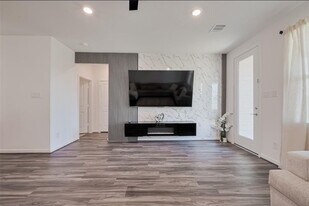 21611 Shadowbrook Birch Dr in Cypress, TX - Building Photo