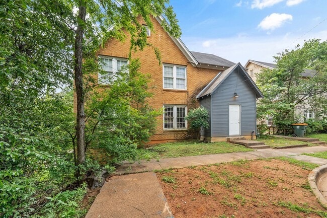 property at 132 Rowland Pl