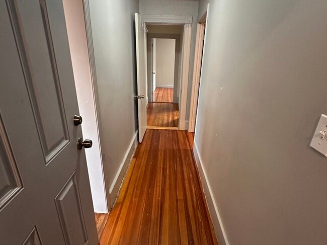 10 Adams St in Lynn, MA - Building Photo - Building Photo