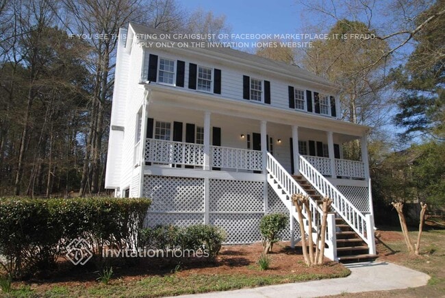 property at 1515 Summit Chase Dr SW