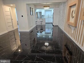 2 Laurel Cir in Newtown, PA - Building Photo - Building Photo