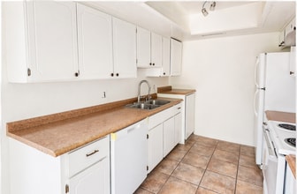 6601 Silverstream Ave in Las Vegas, NV - Building Photo - Building Photo