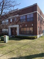 30 W Bethune Ave in Detroit, MI - Building Photo