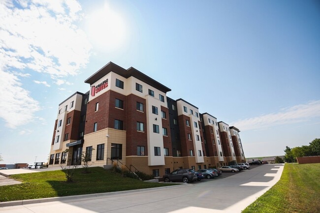 College Suites Peosta
