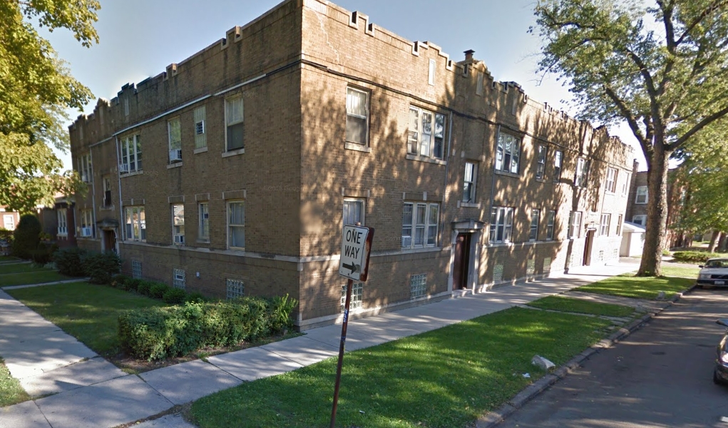 5355 W Fletcher St in Chicago, IL - Building Photo